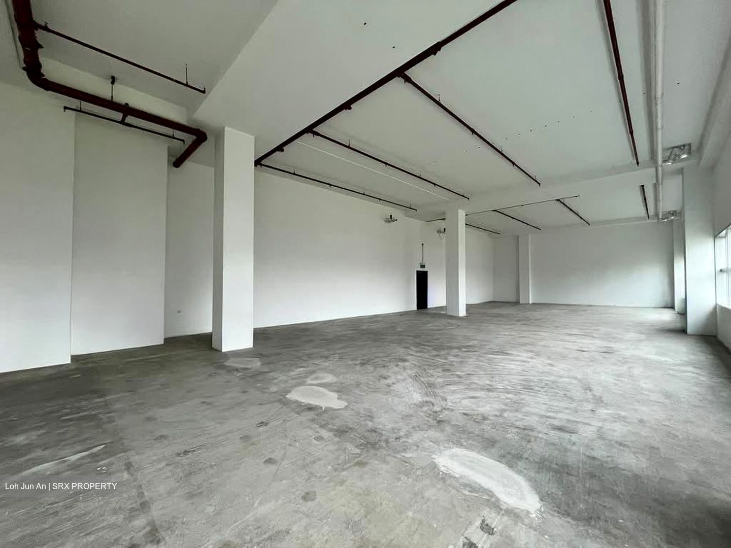 Bendemeer Road (D12), Factory #596879211